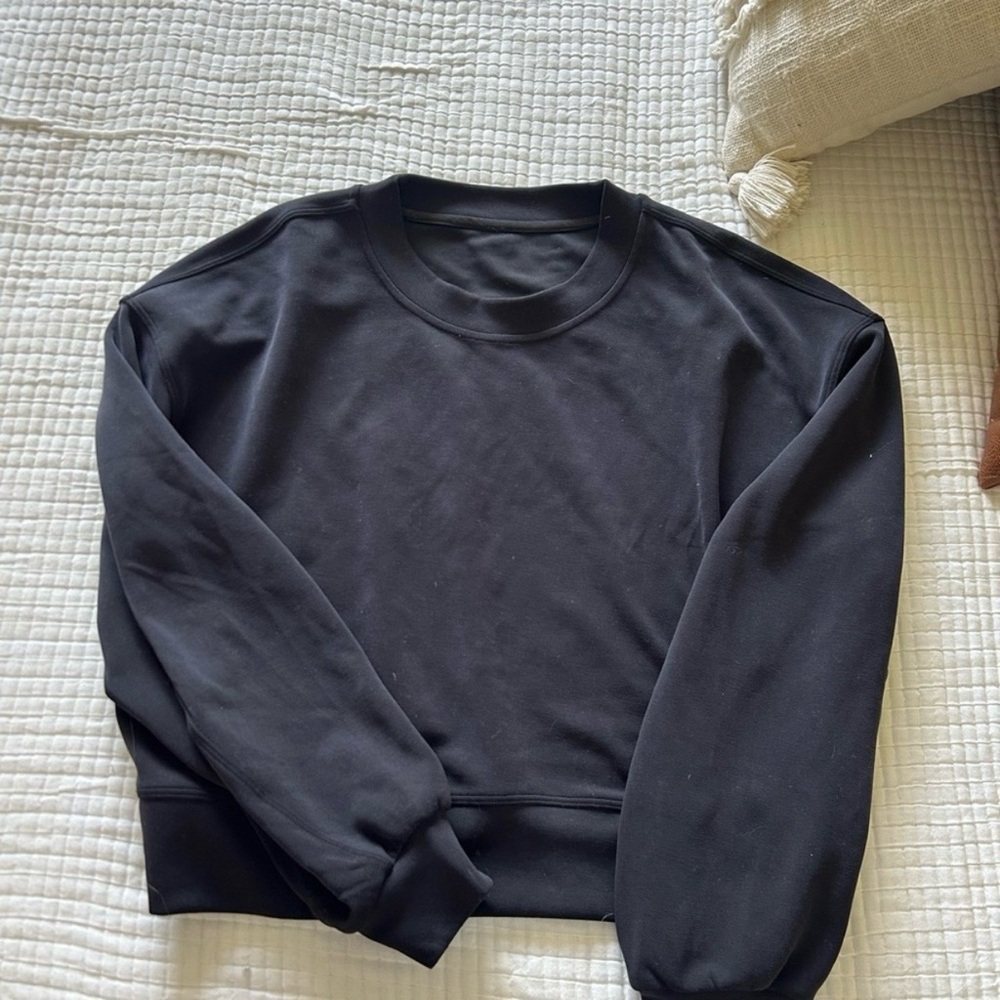 Lululemon Athletica Black Sweatshirt and Shorts Set Size 8 - Picture 3 of 7